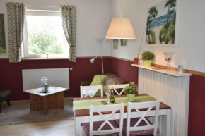 Ferienwohnung OG im roten Haus am Ostsee Radweg OVS 103, Blowatz